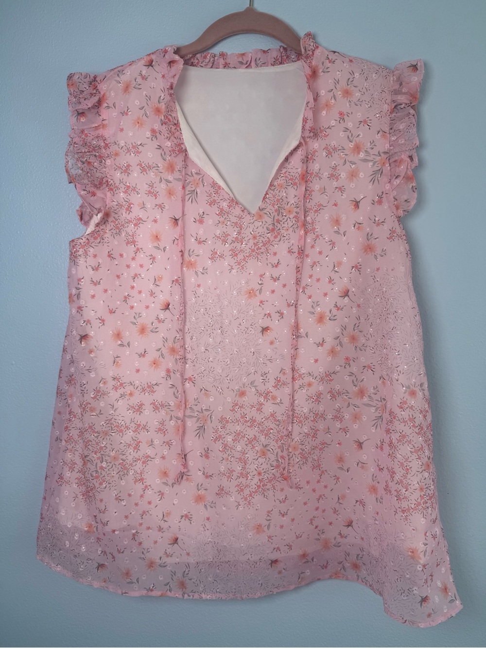 Boutique lightweight pink blouse that’s lined